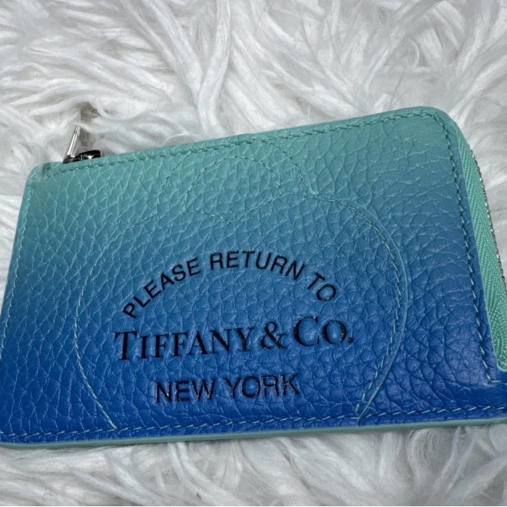 ❌SOLD❌TIFFANY &Co🩵 100% Authentic TIFFANY Women's Zipped Logo Case Card Holder🩵 - Picture 4 of 7